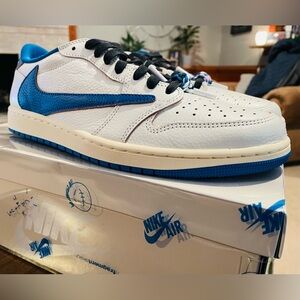 Jordan 1 Retro Low OG SP
Fragment × Travis Scott Sail Military Blue 
10M or 11M